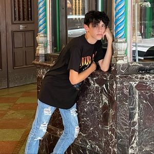 Meet your Posher, James